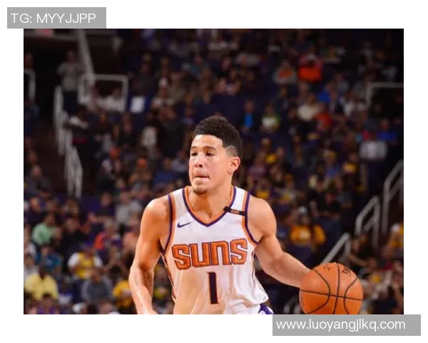 战术革新！新教练如何激活布克？